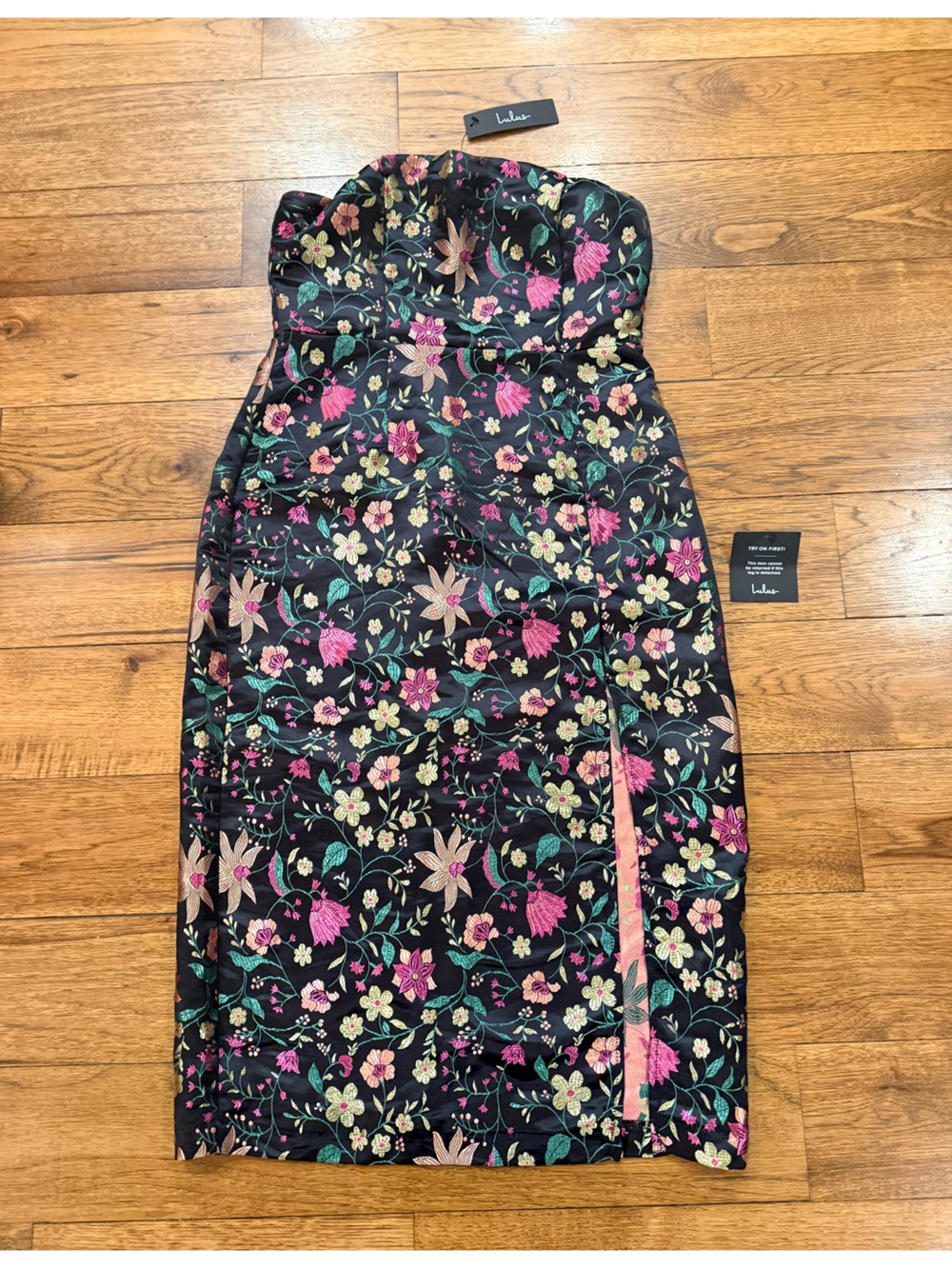 BRAND NEW WITH TAGS Lulu's Black Strapless Floral Midi Dress with Pink Accents
